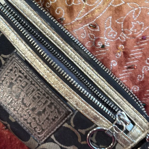 Coach Black and Gold Wristlet - Image 11