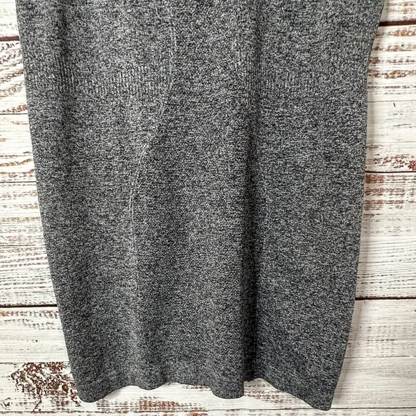 Zyia Active Gray Fog Copper Charged Racerback Tank, EUC, Size Medium - Image 6