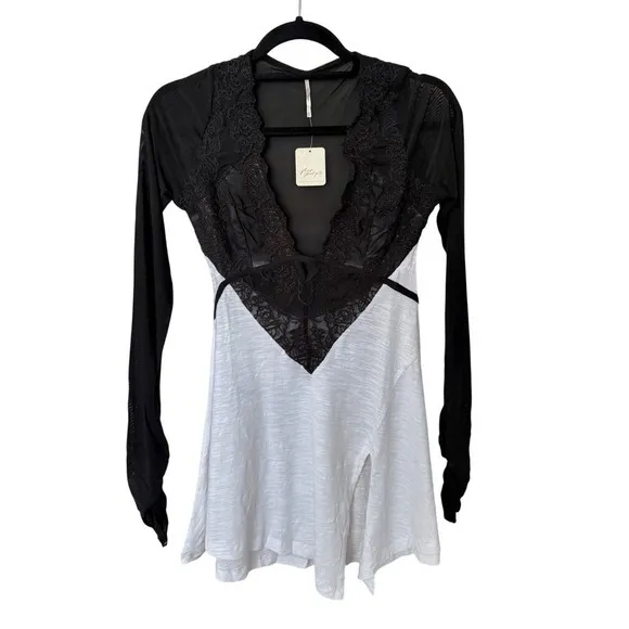 Free People Intimately Love You Tunic Top Ivory Black Lace Mesh Size Small NEW - Image 4