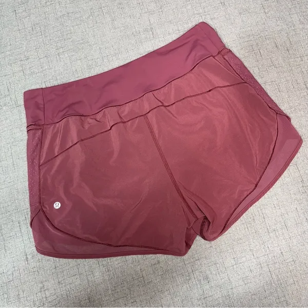 Lululemon Over & Above High Rise Train Short in Misty Merlot Size 12 - Image 7