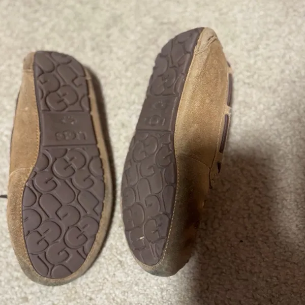 UGG Tan Slippers with Soft Lining - Image 2