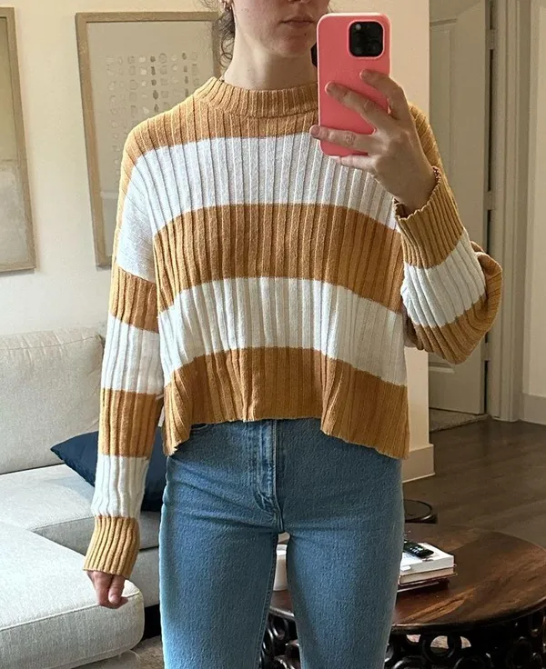 American Eagle Sweater - Image 2