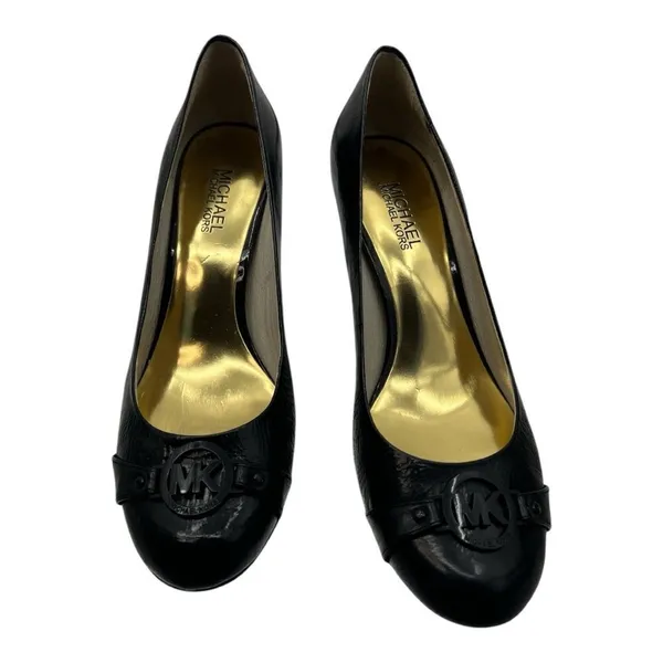 Michael Kors black rounded toe heels size 9 - Image 2
