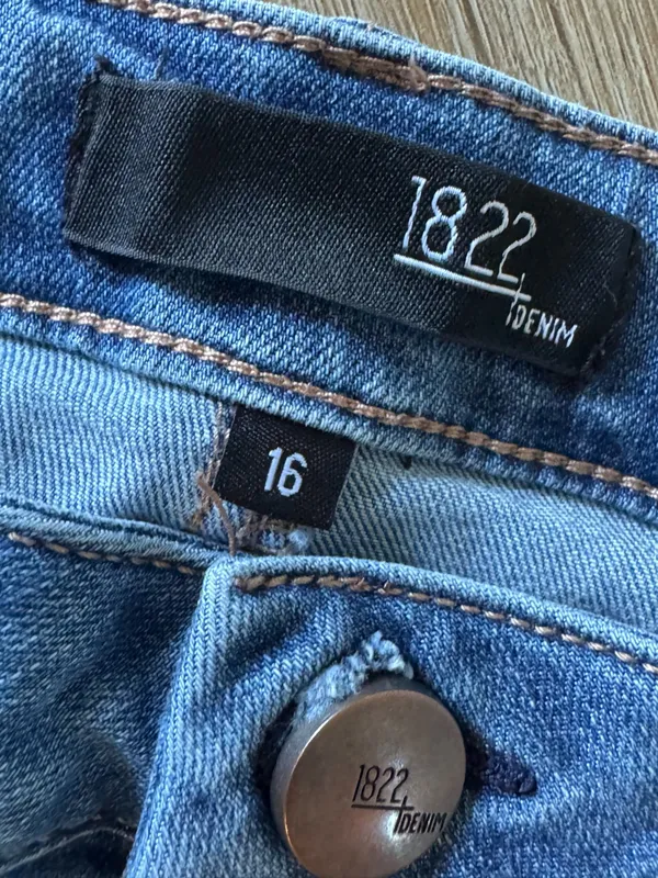 Women 1822 Denim Ankle Jeans Size 16 - Image 2
