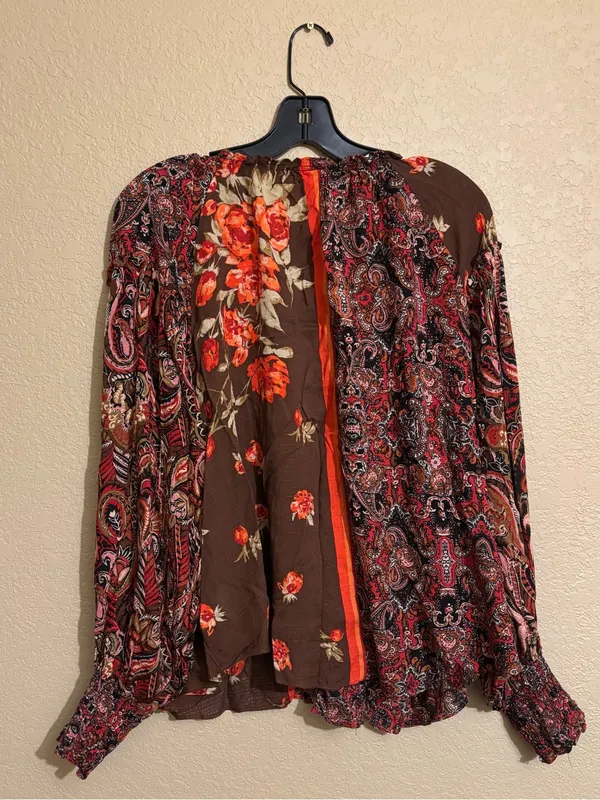 Free People women’s Gemini Blouse sz M - Image 2
