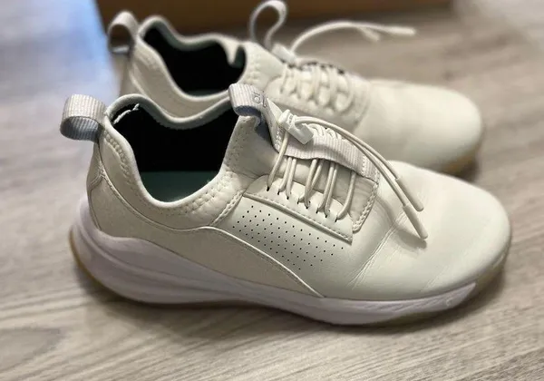 Clove Women's Classic Brilliant White Nursing / Medical shoes Size 8 - Image 3