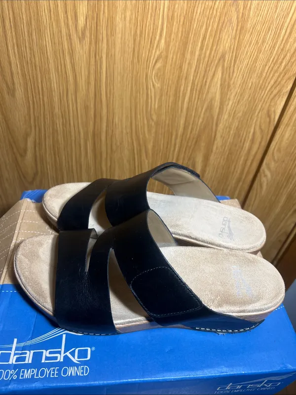 Dansko Black Leather Zigzag Triple-Band Wedge Slide - Image 2