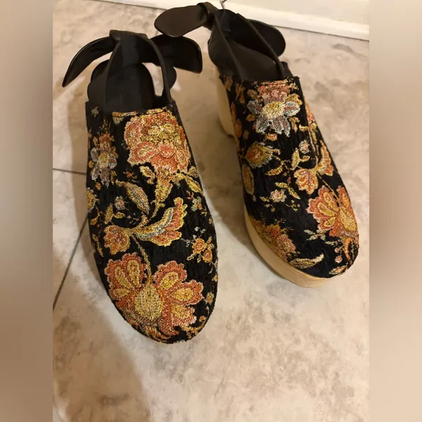 Anthropologie Floral Tapestry Wood Platform Clogs - Image 6