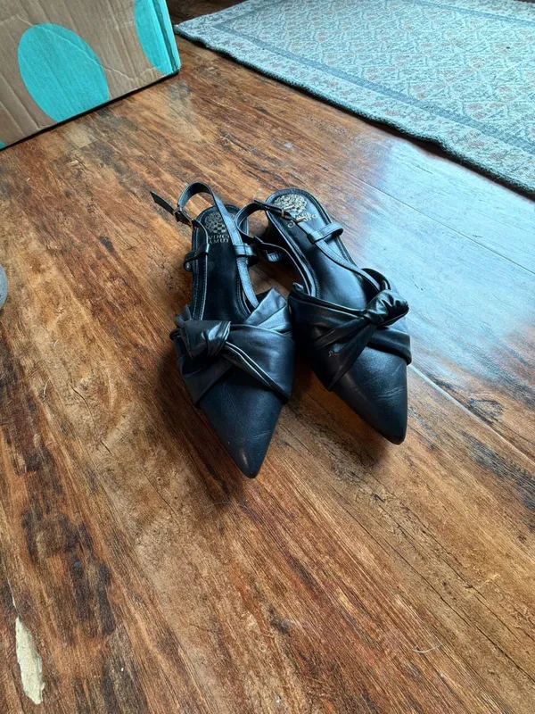 Vince Camuto Black Leather Pointed Toe Slingback Heels Size 10M - Image 6