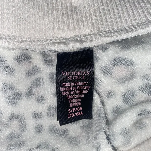 Victoria's Secret Leopard Animal Soft Fleece Pajama Pants Women's Size Small - Image 5