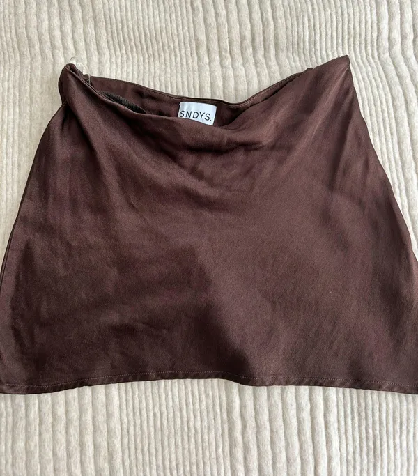 Revolve Brown Mini Skirt - Image 2