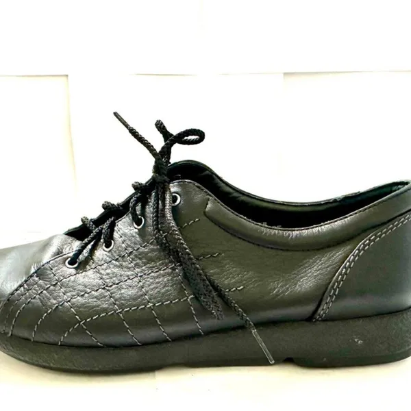 Dansko Women’s Sz 7 Black Leather Lace Up Sneakers - Image 2