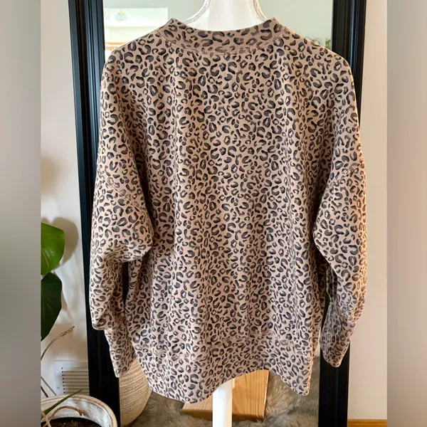 ABERCROMBIE Cheetah Print Sweatshirt - Image 3