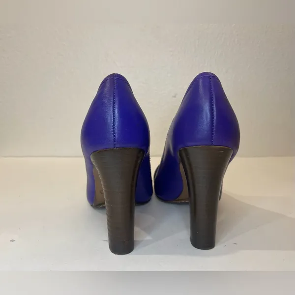 Coach Desaree Purple Bock‎ Heel Pumps Gold Hook Buckle Accent Heels Size 6 B - Image 5