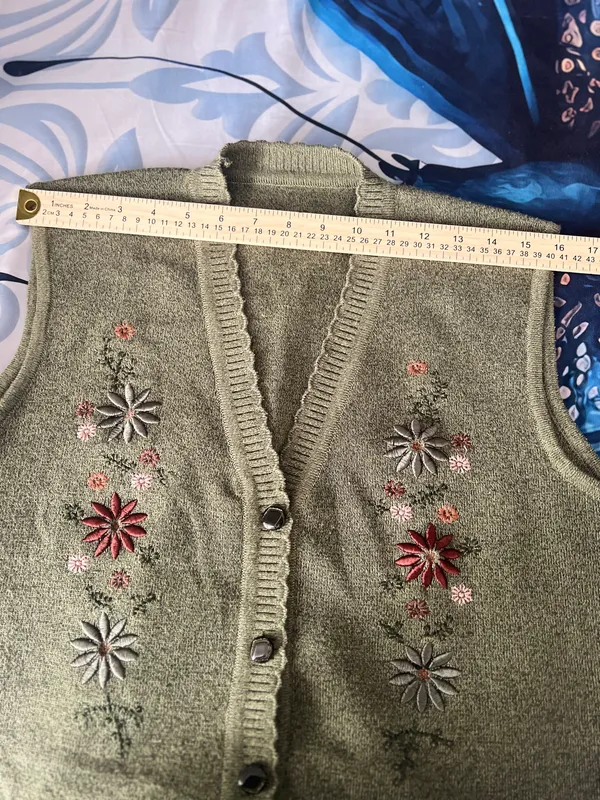Vest with embroidered detail Green Size M - Image 7