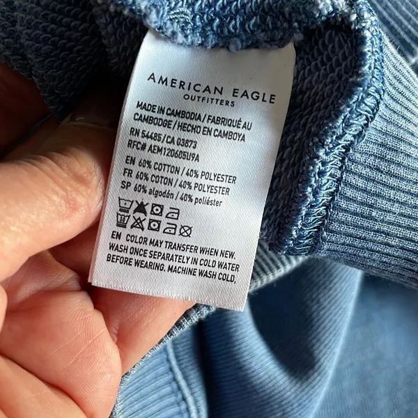 American Eagle Cropped Sweatshirt. Size Small Women’s . Blue. - Image 5