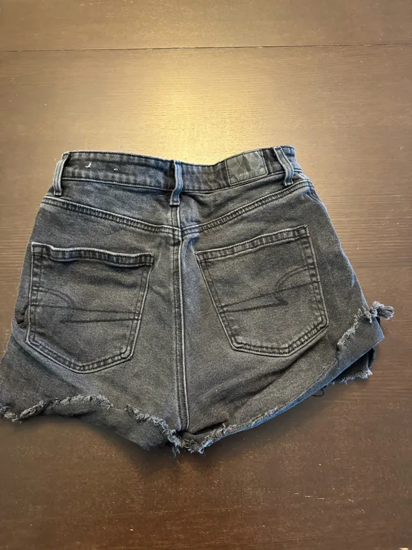 American Eagle Shorts - Image 2