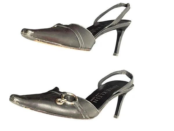 Anne Klein Black Leather Slingback Heels Silver Tone Ring Italy 3" Heel Sz 7.5" - Image 3