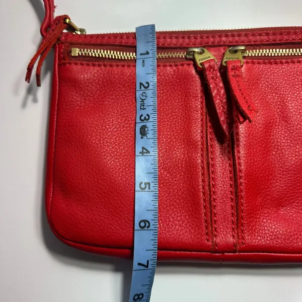 Fossil Erin Crossbody Bag‎ Womens Small Red Pebbled Leather Key Charm Pockets - Image 9