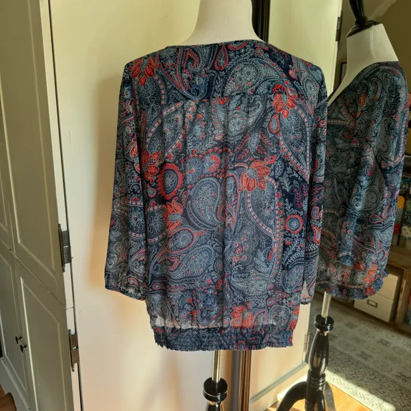 Large Blue Paisley Top - Image 4