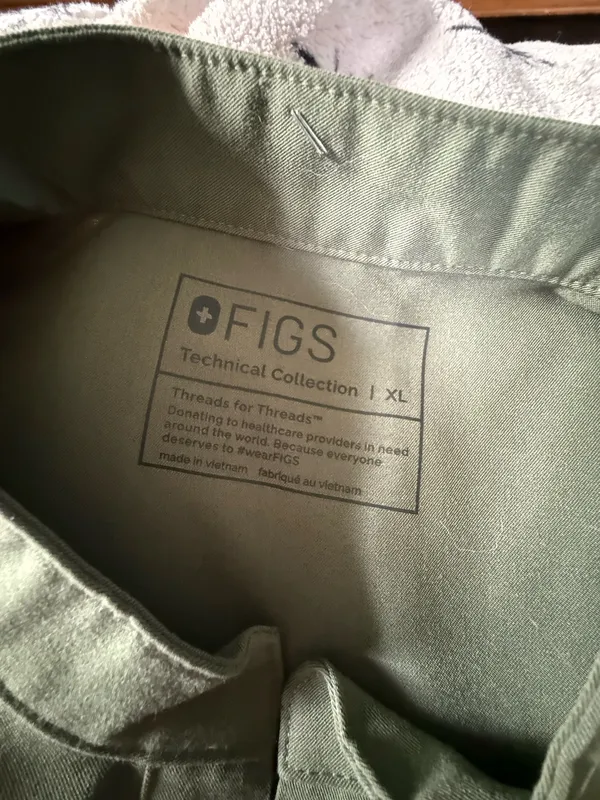 FIGS Scrub Top - Image 2