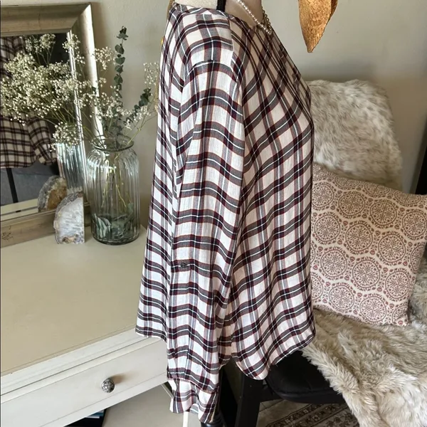 Ann Taylor loft white navy maroon plaid long sleeve boxy sheer blouse top M​​ - Image 7