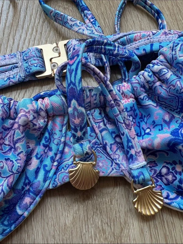 Rare Kulani Kinis Santorini Blue Pink Floral Underwire Bikini Swim Top Medium - Image 2