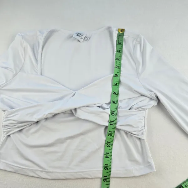 Princess Polly -495 Dunford White Long Sleeve Twist Front Sweetheart Crop Top 10 - Image 6