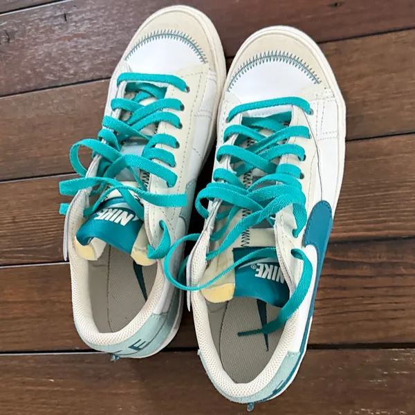 Nike Women’s Blazer Low ’77 Jumbo White Teal Green Leather Sneakers Size 11 - Image 7