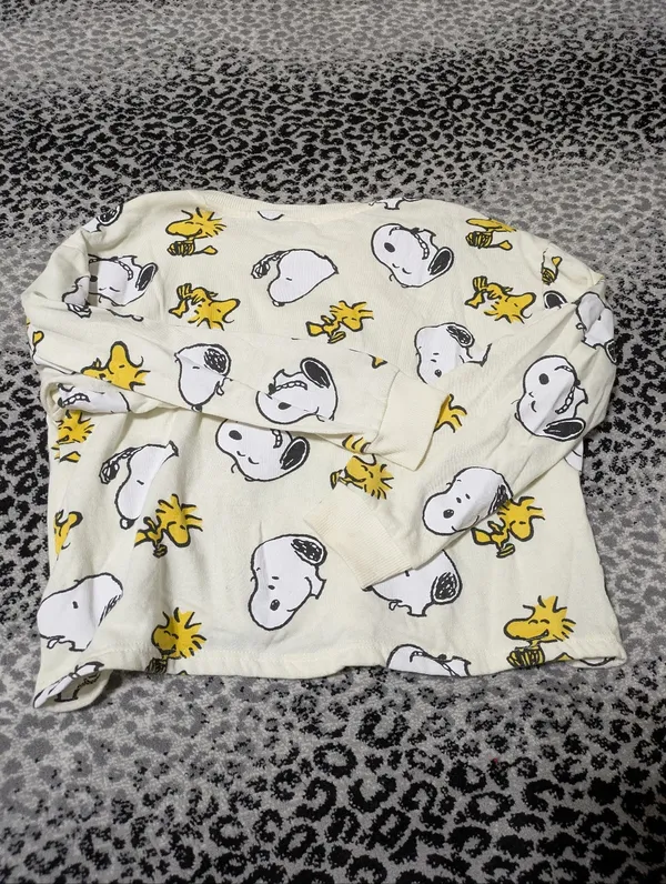Peanuts Snoopy Cropped Off White Graphic Sweater Yellow Size XL - Image 4