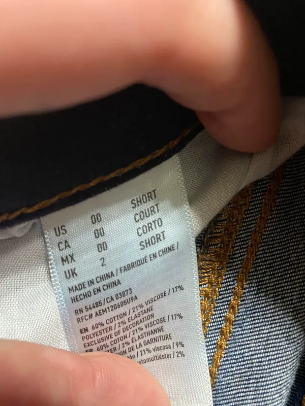 American Eagle Jeans - Image 4