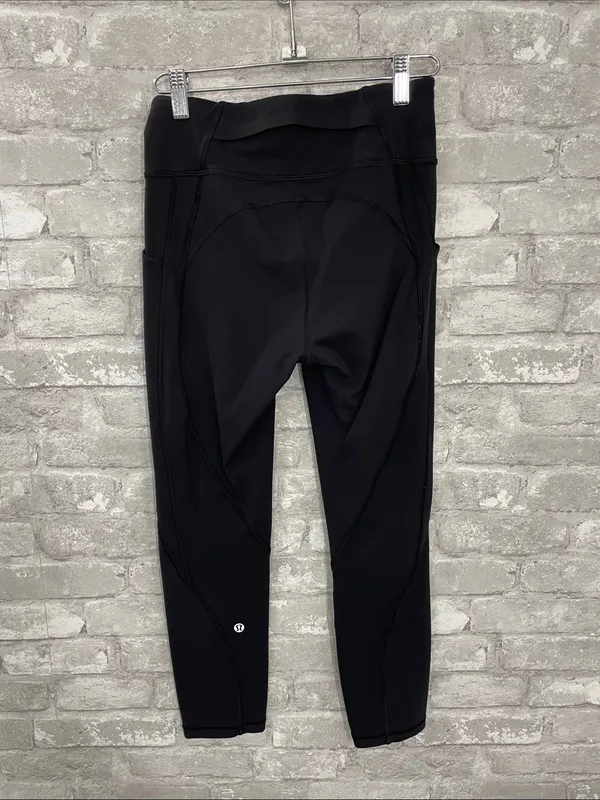 Lululemon Time To Sweat Crop 23"
Black - Image 4