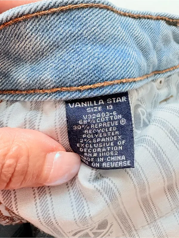 Vanilla Star Light Blue High-Rise Denim Cutoff Shorts - Women 31/13 - Image 7