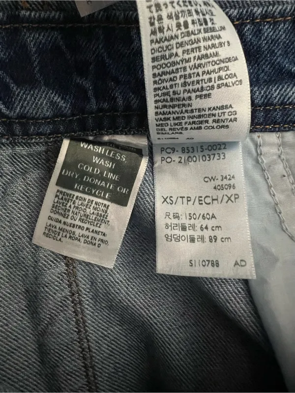 Levi’s Premium Straight Leg Denim Jeans Overalls Womens XS - Image 3