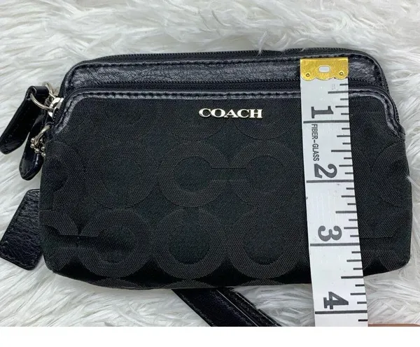 COACH y2k Black Wristlet with Card Slot - Image 9