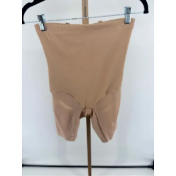 Honeylove Sculptwear Mid Thigh Shapewear Shorts Nude Size M - Image 12