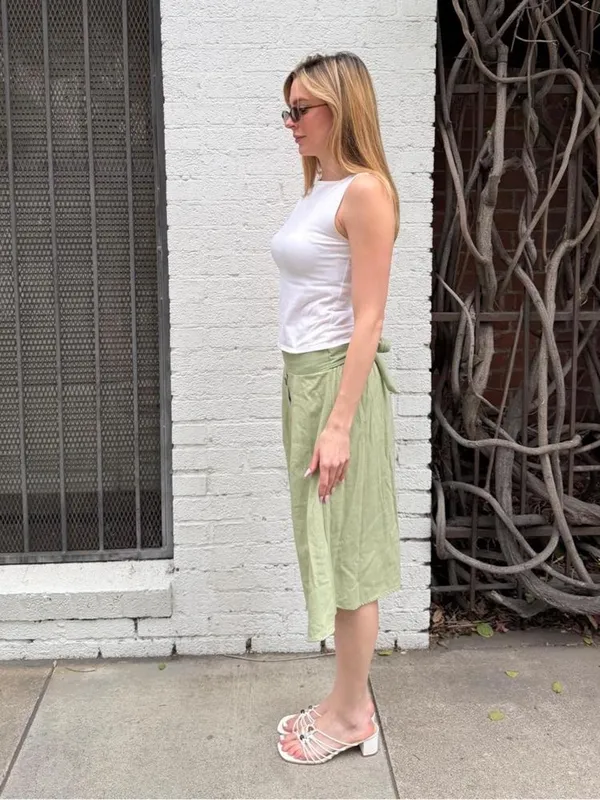 Target Green midi skirt with button detail sz M #cottagecore #boho #retro #sundaybest - Image 2