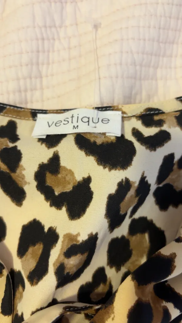 Leopard Vestique blouse - Image 3