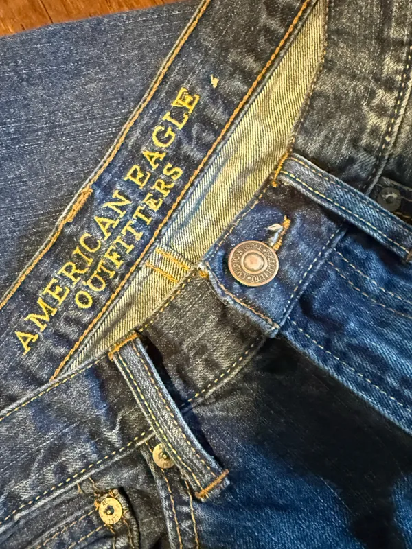 American Eagle Jeans - Image 5