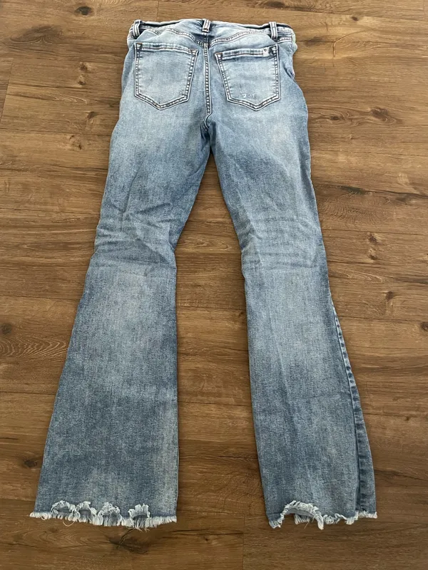 Sneak Peak High-Rise Jeans Flare - Image 2
