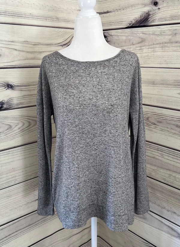 Amazon Grey Backless Twist Long Sleeve Top - Image 2