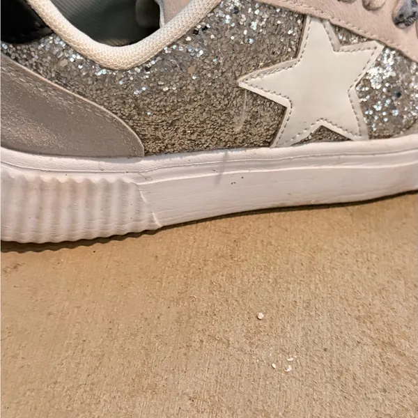 Source Unknown Sparkling White and Gray Sneakers - Image 2