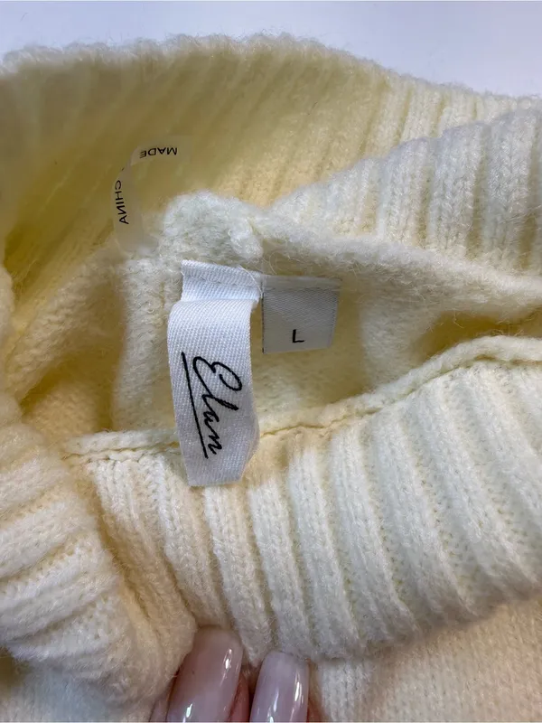 Elan Cream Cowlneck Sweater with Red 'HOLIDAY' Lettering - Image 5
