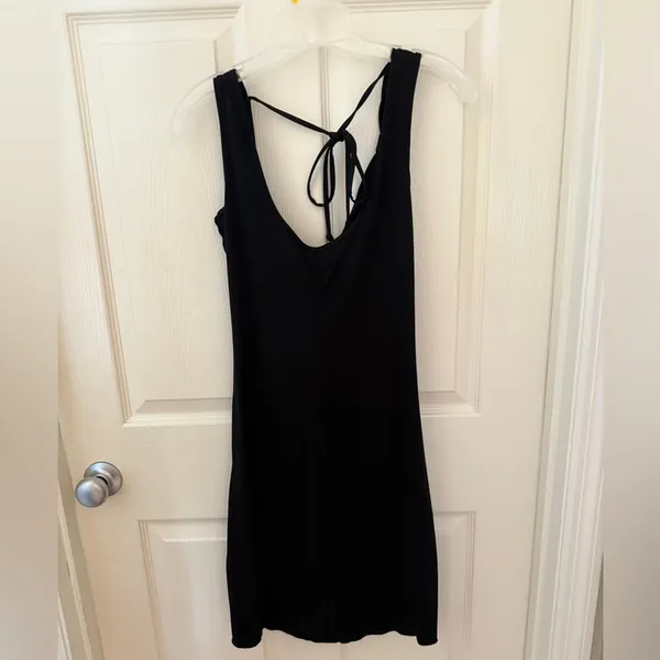 Extraordinary Black Sleeveless Dress - Image 4