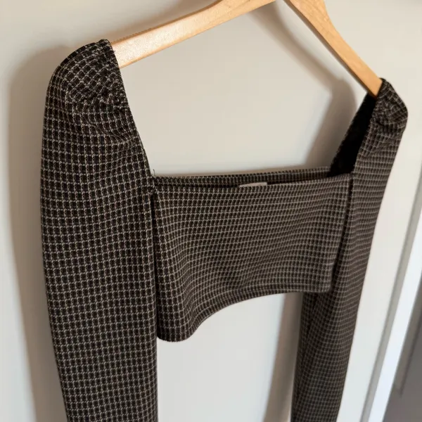 Reformation Laude Knit Long Sleeve Square Neck Crop Top XS - Image 6