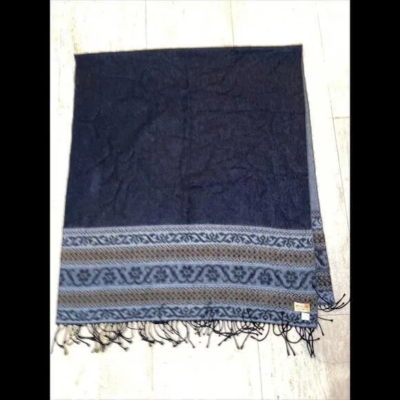 Primo Filo Italia Oversized‎ Fringed Soft Shawl/Scarf Acrylic 70”x31” - Image 3