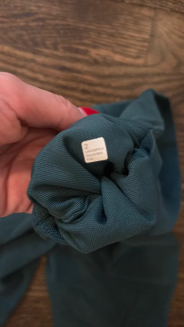 Lululemon Teal/Green Wunder Under Leggings 25” - Image 4