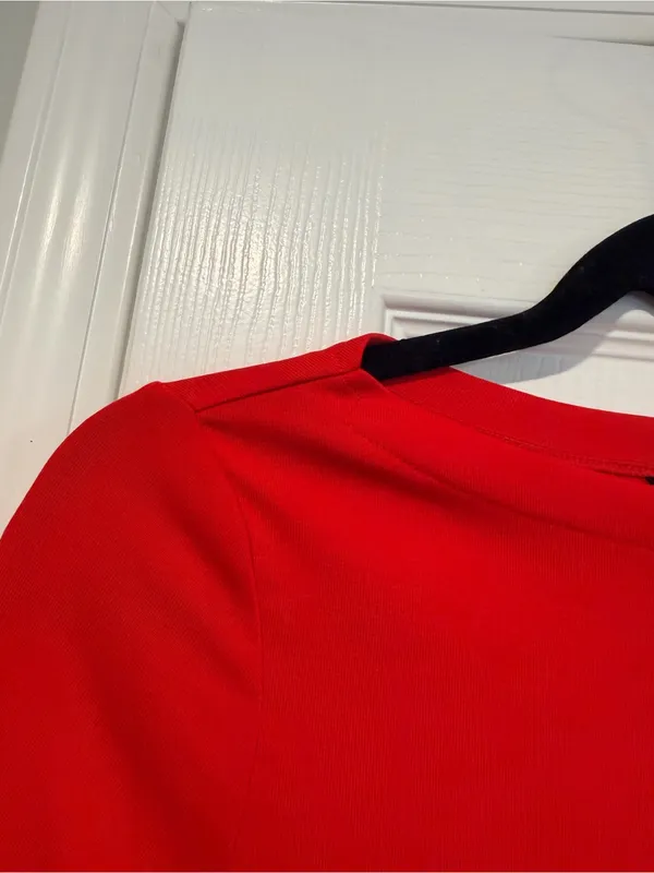 NWOT LRL Lauren Ralph Lauren Size M Red Boat Neck Cuffed Sleeve Top Cotton - Image 5
