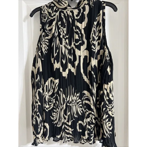 Adrianna Papell Women's Pleated Halter Too and‎ Pant Set Size M - Image 2