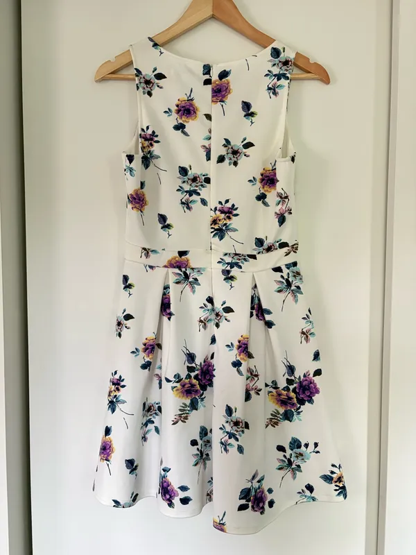 Francesca's White Floral Dress - Image 2